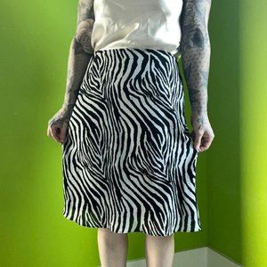 Express Women's Black and White Silky Zebra Animal Print Midi Skirt Size 3